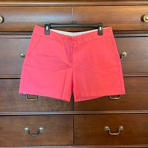 EUC. CROWN & IVY Shorts. 5” Inseam. Apricot. Size 6.